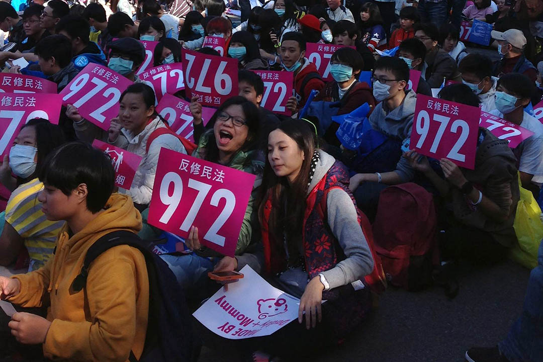 2013年11月30日,护家盟于凯道集会反对修民法972条。