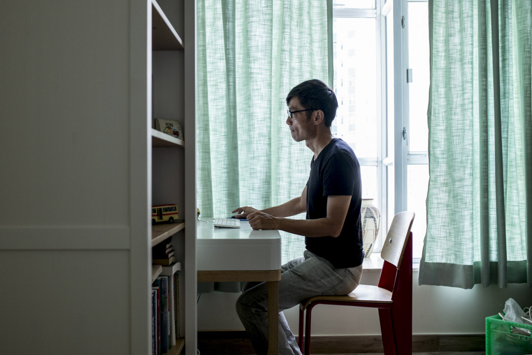 盧敬華說得最多的是,「我唔知」。作為紀錄片導演,他無需認同受訪者的說話。今次作為義工,首要任務是提供一個讓她/他們發聲的平台。