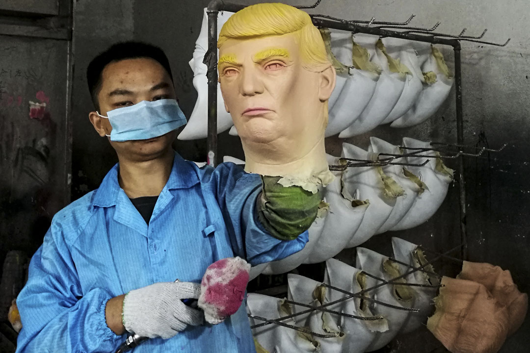 明克勝:只要中國的崛起是朝向更加民主、自由的方向發展,大部分美國人完全可以接受隨之改變的國際秩序。但美國政府認為,中國並沒有按照他們的設想向這個方向發展,而是儼然走向了反面,即強化威權體制。