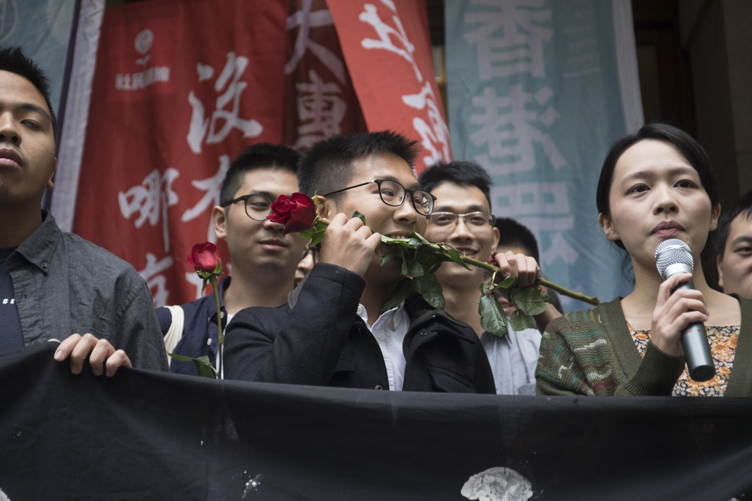 2017年11月24日，反新界東北撥款衝擊立法會案，社民連的黃浩銘獲終審法院批准保釋等候上訴。
