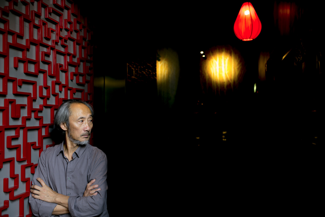 馬建認為,香港人是到了回歸之後,才發現這不是鬧着玩的。「這個政權正一步一步要把你的東西拿走,先是經濟,然後是政治。這是我最大的感觸。」