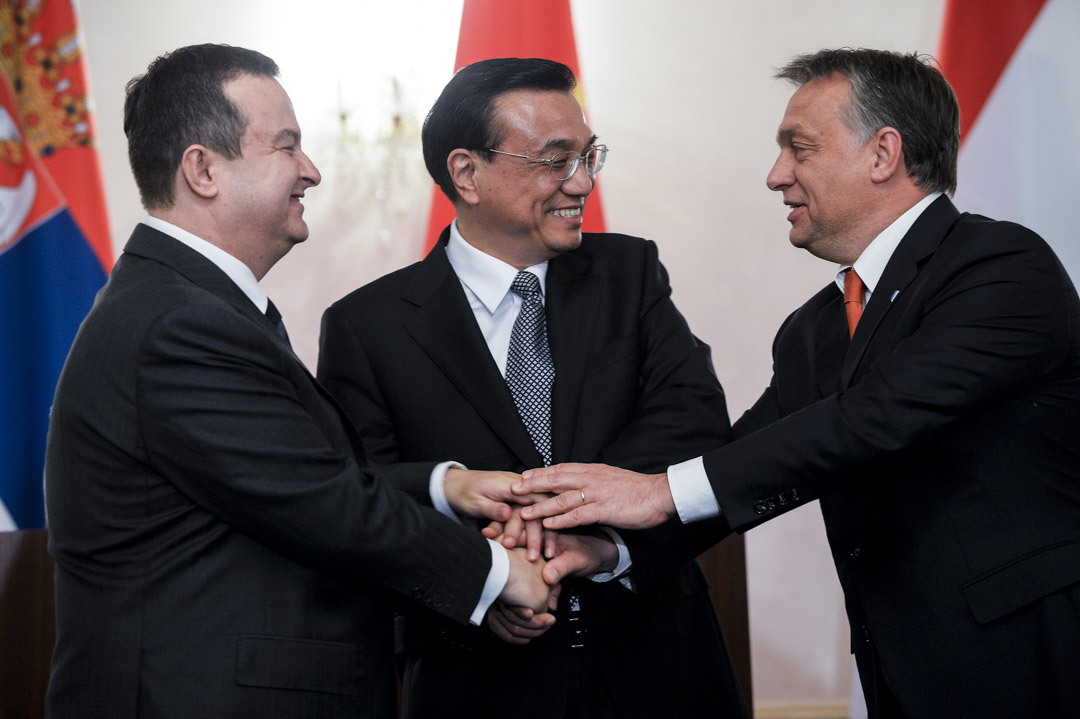 2013年11月25日,中國總理李克強、匈牙利總理歐爾班(Viktor Orbán)和塞爾維亞總理達契奇(Ivica Dačić)宣布:作為「一帶一路」的一部分,連接匈牙利首都布達佩斯與塞爾維亞首都貝爾格萊德鐵路將被升級重建。