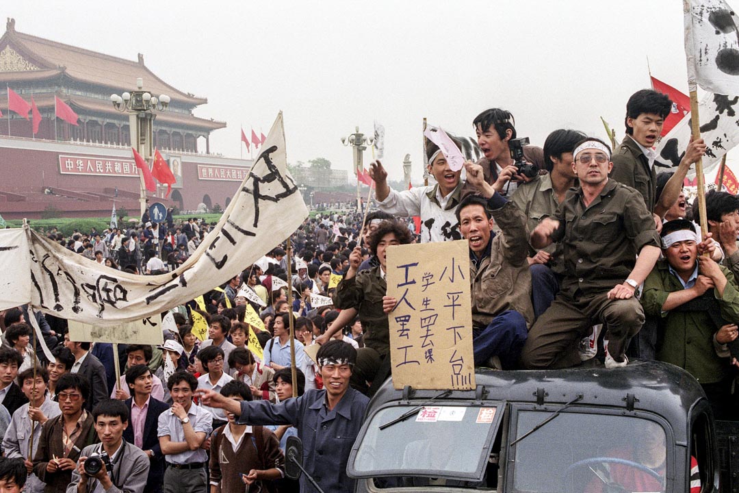 1989年5月18日,超过一百万中国工人涌入北京街头,支持天安门民主运动。