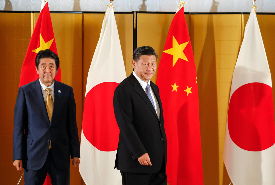 2019年6月27日,日本首相安倍晉三和國家主席習近平在大阪舉行G20大阪峰會前的會談。