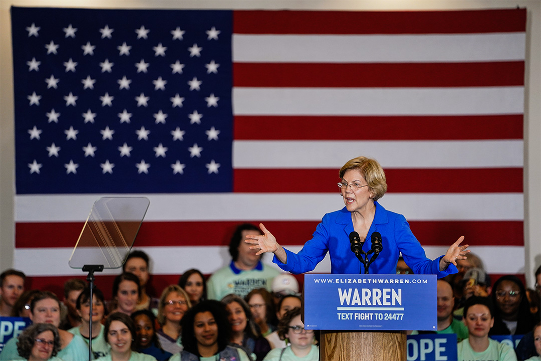 2020年2月3日美國愛荷華州,沃倫(Elizabeth Warren)於民主黨晚會上發表講話。