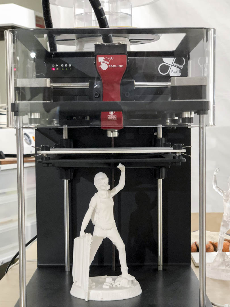 《我哋仲未__展》中展示的3D打印機。