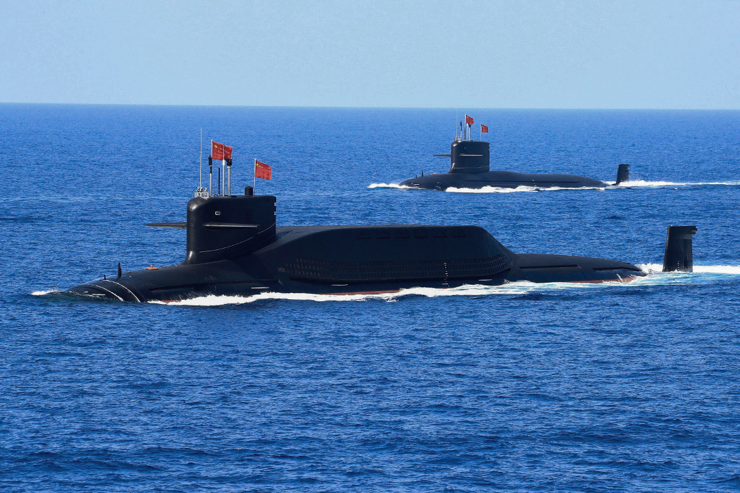 2018年4月12日,中國人民解放軍海軍的核潛艇在南中國海的一次軍事演習中。