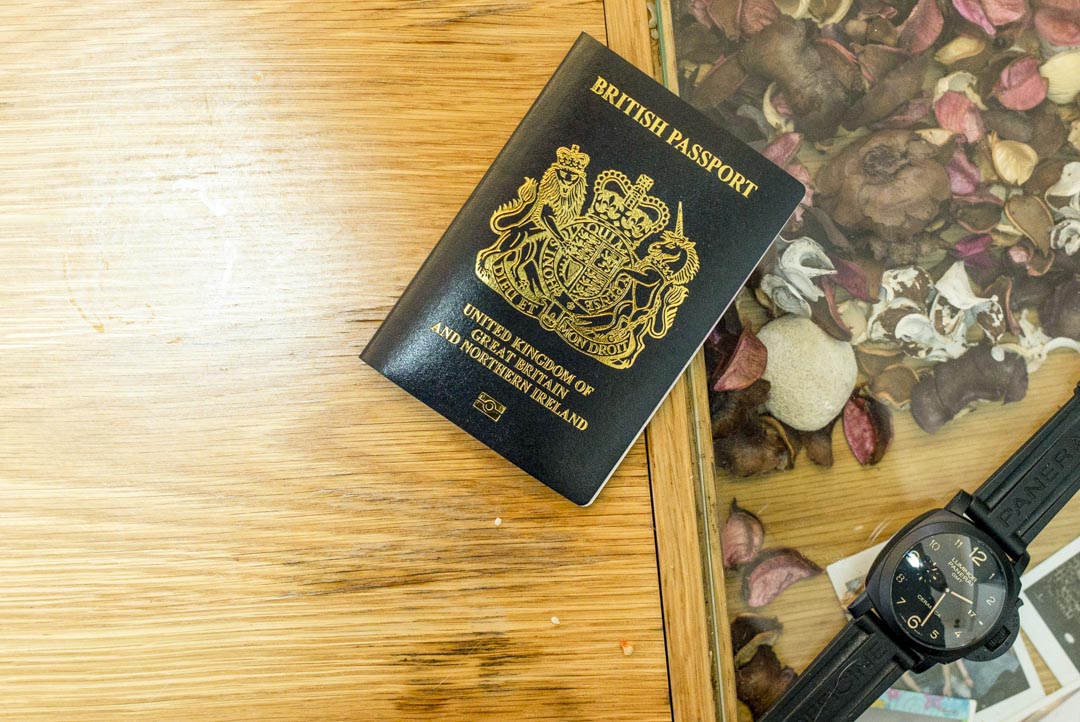 苏天欣和丈夫准备以BNO护照,移民英国。