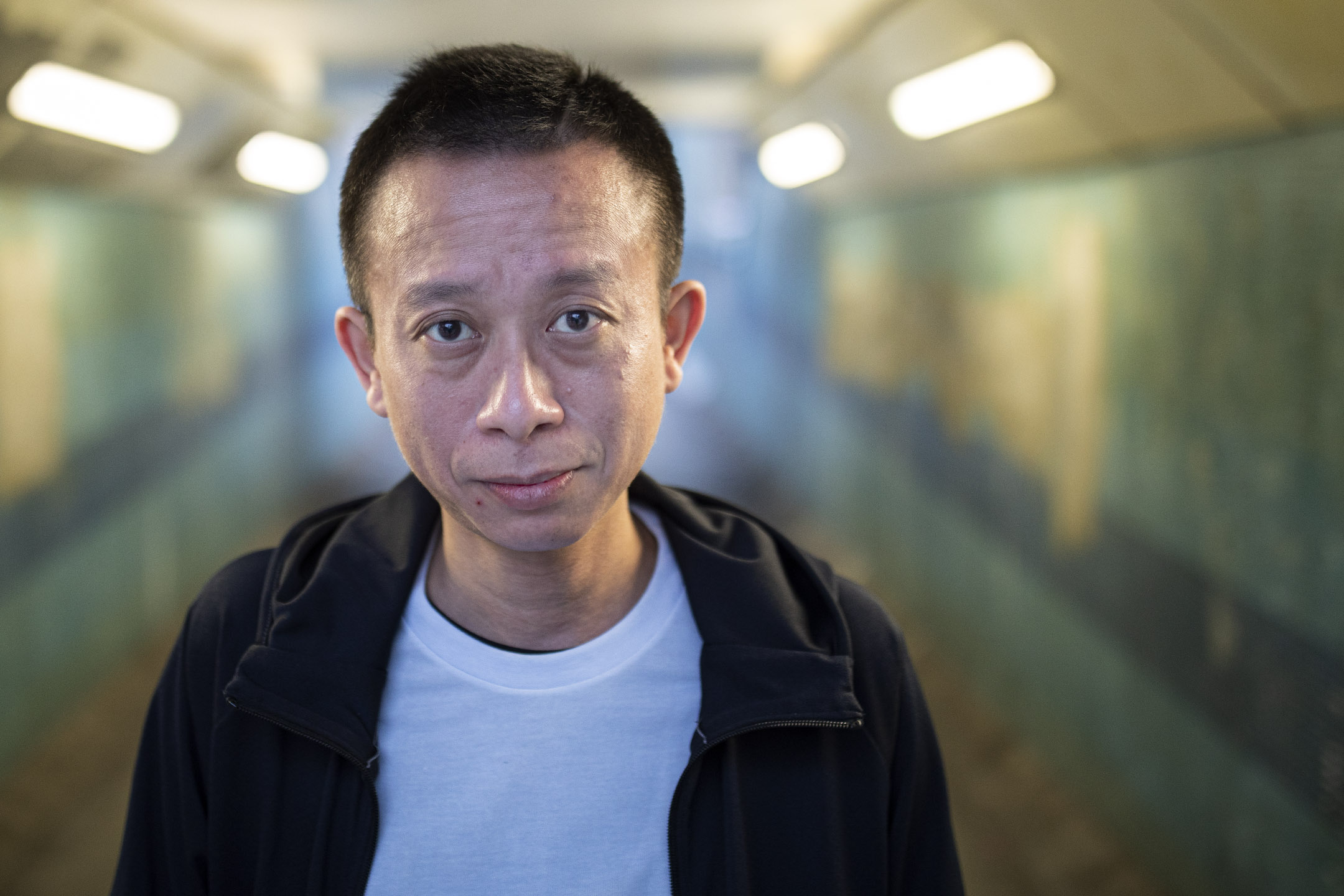 前有線新聞記者冼程峰。