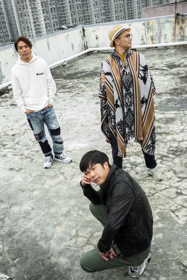 Rubberband三位成員:低音吉他手阿偉、鼓手泥鯭與主音6號。