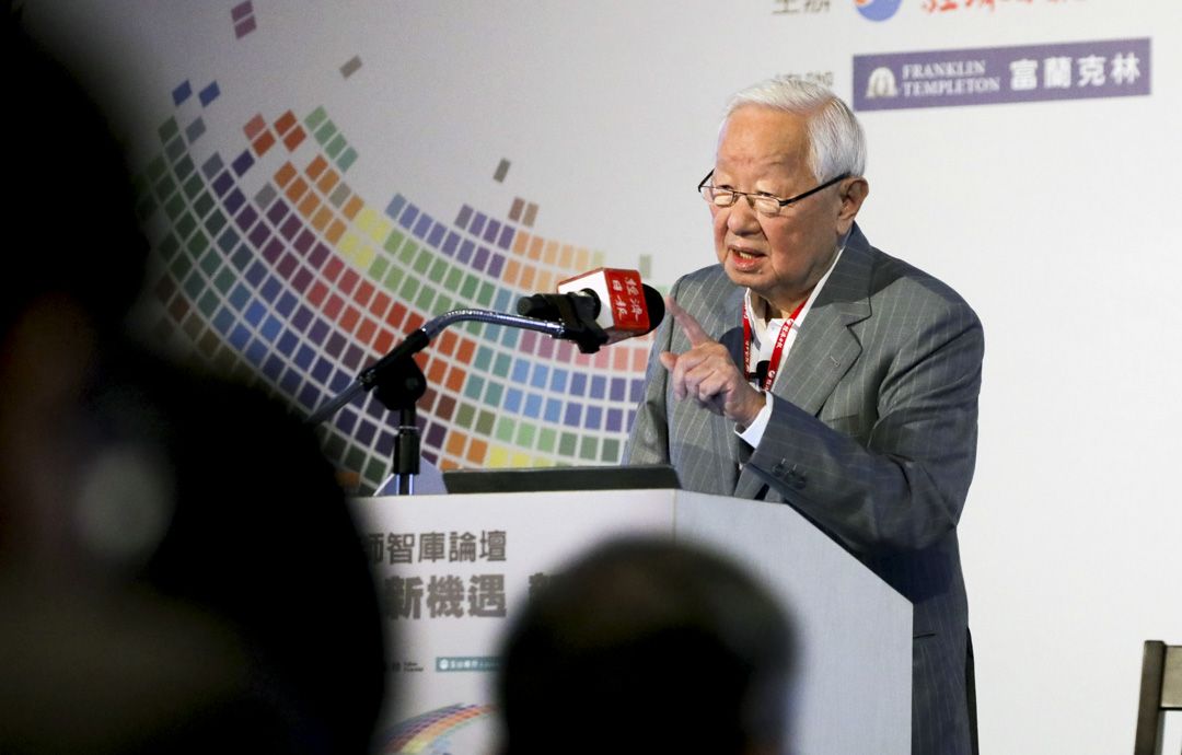 2021年4月21日，台積電創始人張忠謀在台灣聯合報 (UDN) 集團主辦的論壇上發表講話。