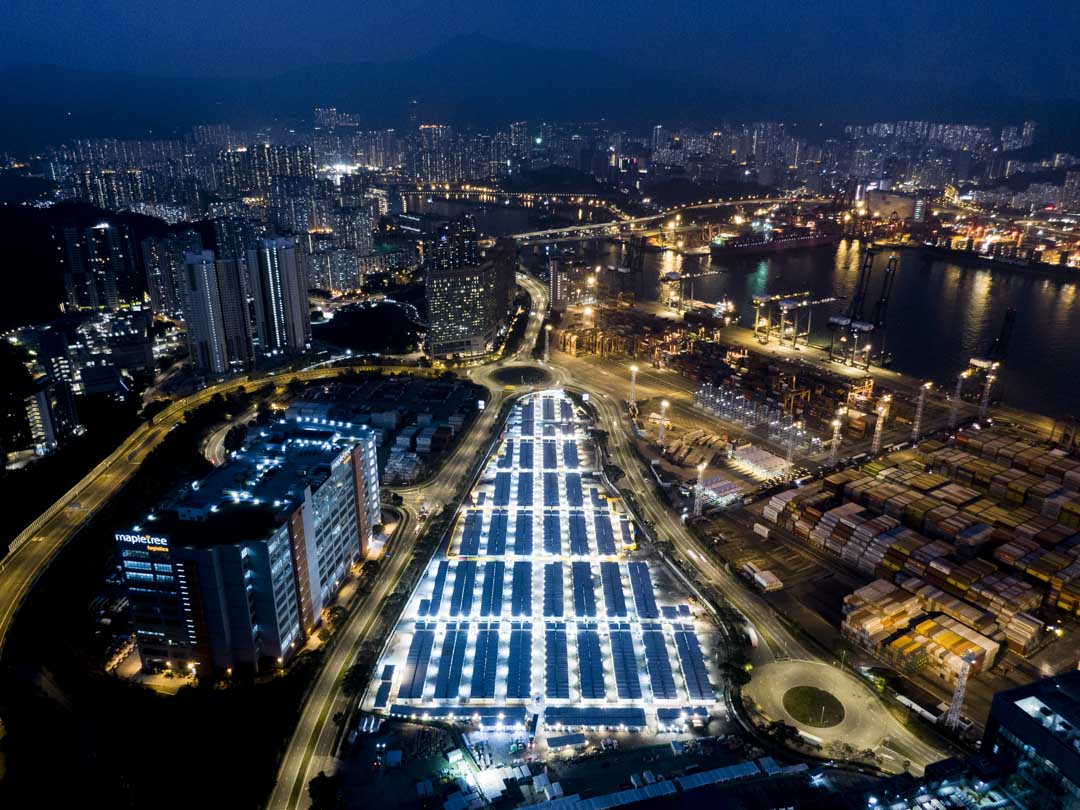 2022年3月5日,香港首个社区隔离设施的方舱医院已经启用。摄:林振东/端传媒