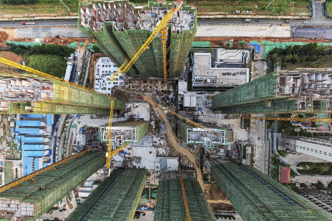 2022年7月31日，武漢一個房地產開發商的住宅項目施工現場鳥瞰圖。