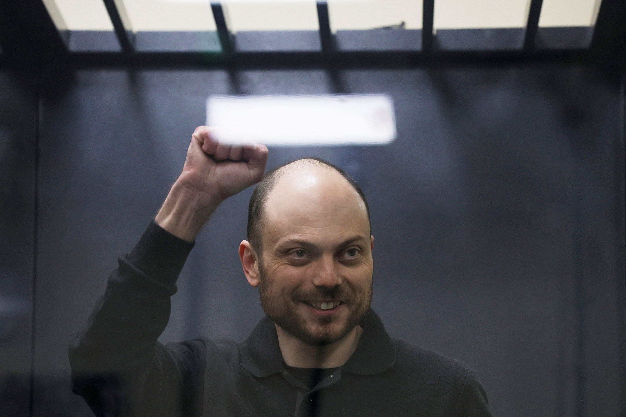 2023年7月31日,俄羅斯莫斯科,俄羅斯記者和反對派卡拉姆扎(Vladimir Kara-Murza)被判25年。攝:Maxim Shemetov/Reuters/達志影像