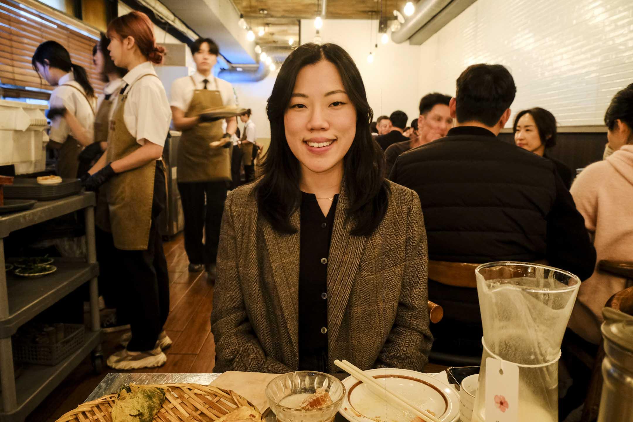 29岁的被领养者Kara,为了认识自己的出生地,六年前从美国搬到首尔。摄:余美霞/端传媒