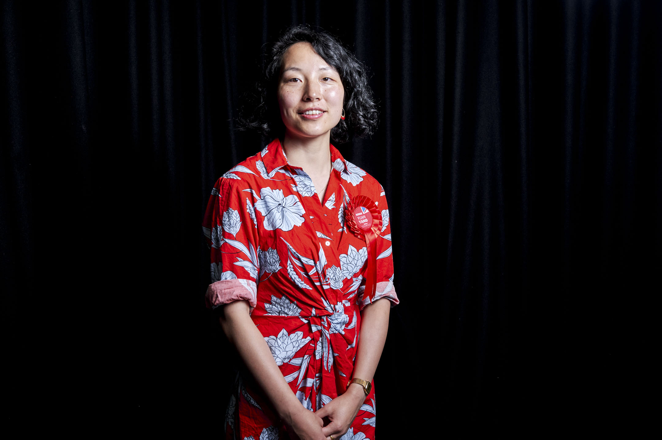 Yuan Yang 在四川出生,四岁时随父母移民英国,在牛津大学修读政治、哲学及经济学位,后来在《金融时报》担任记者,主要报导中国经济和政治,去年12月加入工党参与大选。摄:ST Wong/端传媒