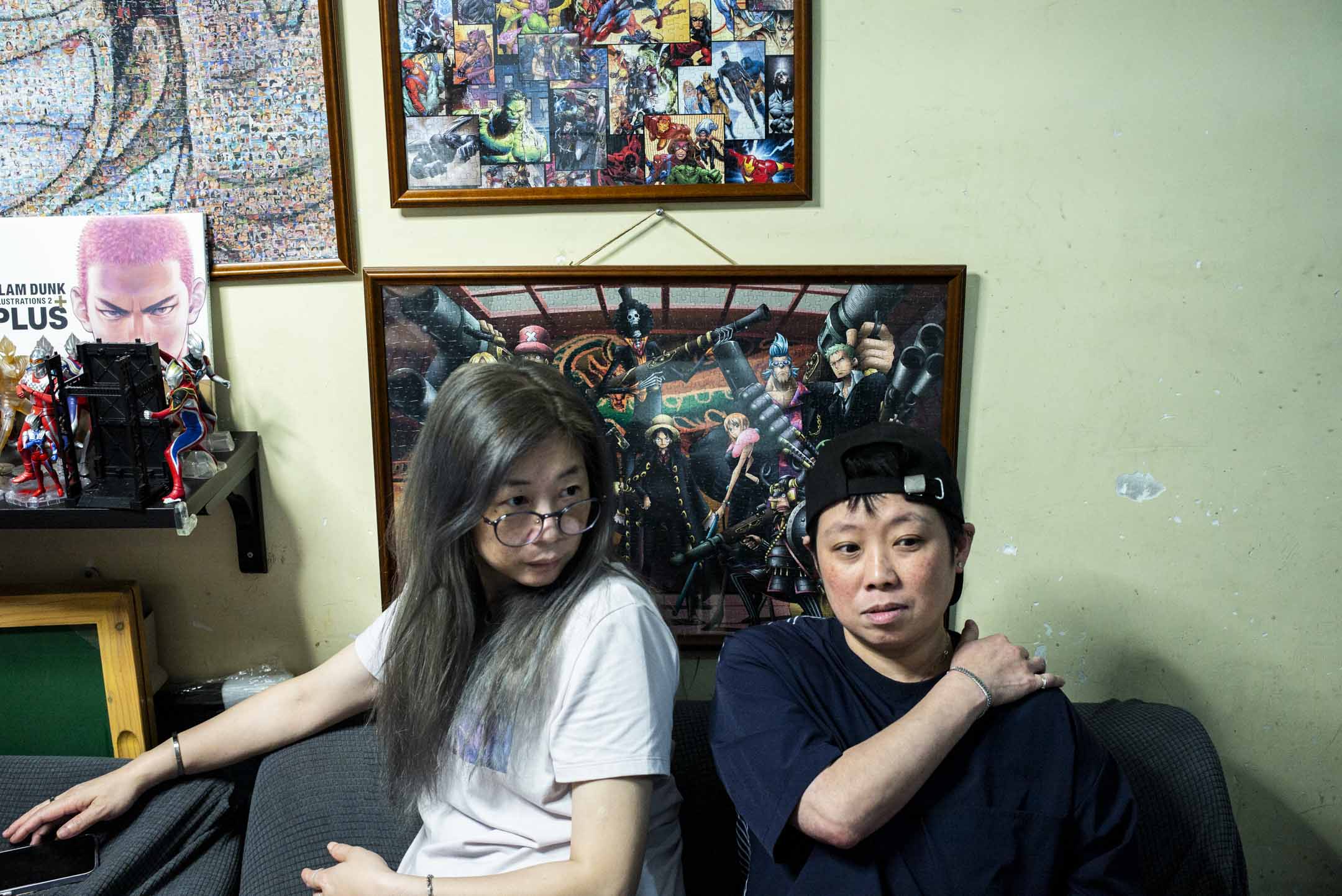 「你這個勇敢強大的女人,成就了我們這個家。我沒想過自己會兒孫滿堂,因為你,我成為人生大赢家。」Dark 在感言說。攝:林振東/端傳媒
